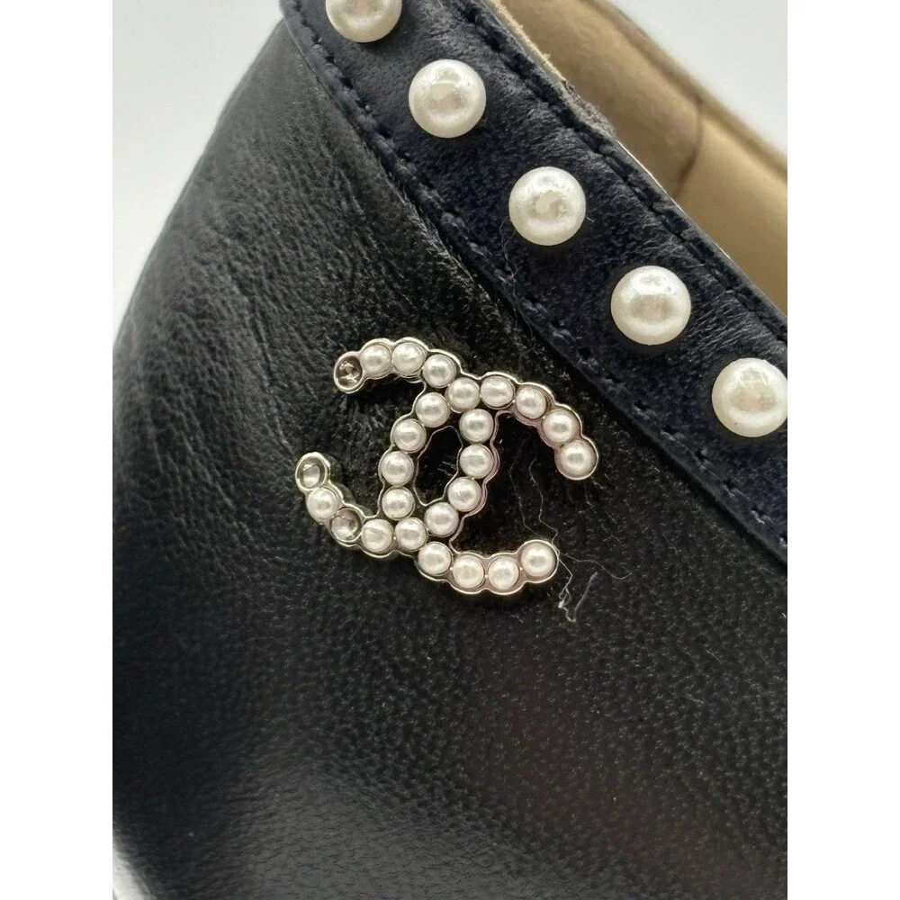 Chanel Black & Navy Cap Toe Heels Pearl Embellishments CC Logo Size EU 35.5